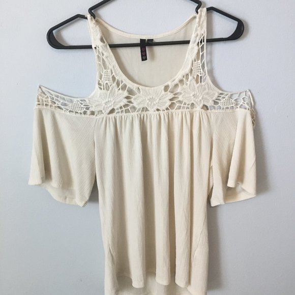 off the shoulder top - Picture 1 of 2